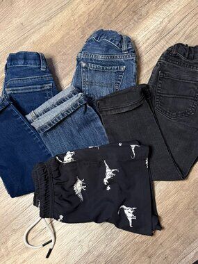 Boy's Bottom Bundle (4 Items) | Size 4T